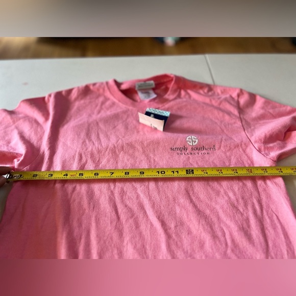 Simply Southern Grandma Blessed Nana Animal Print T-shirt Women’s Small Pink NWT - Picture 8 of 9
